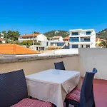 Apartamento Cozy In Barbat na Rabu