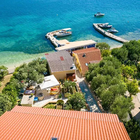 Apartment Awesome In