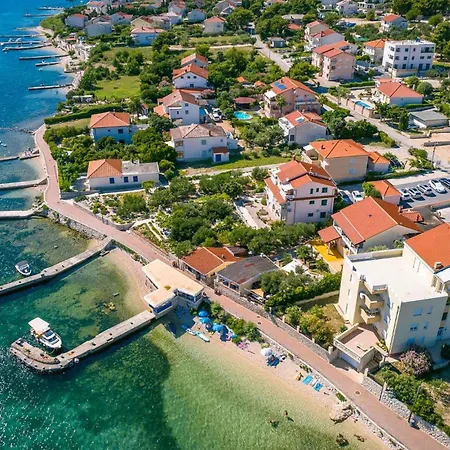 Awesome In Barbat na Rabu